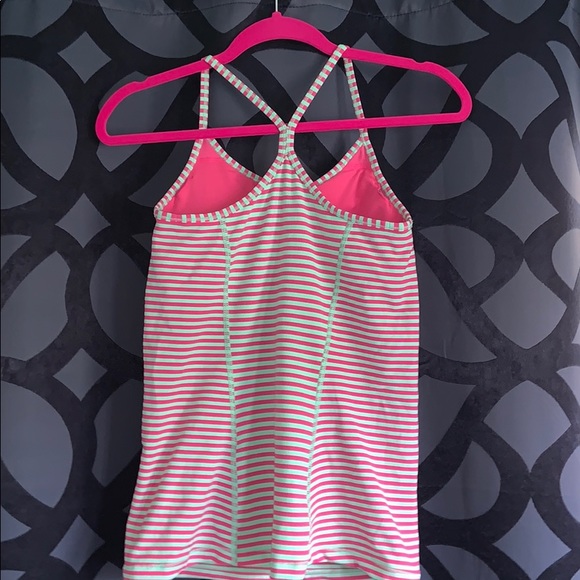 Nike Dri-Fit bra tank - Picture 2 of 5